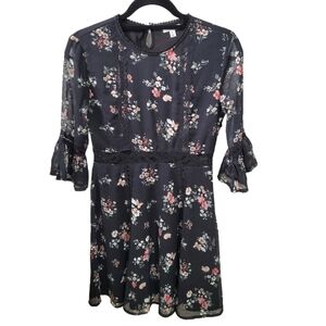 Ardene Floral Lace Three Quarter Sleeve Midi Dress Small